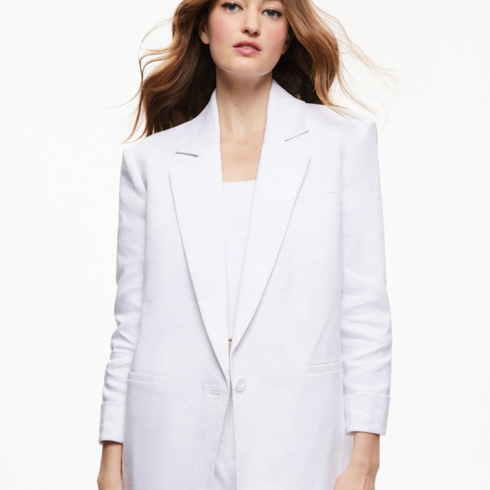 Alice + Olivia Shan Linen Rolled Cuffed Blazer White